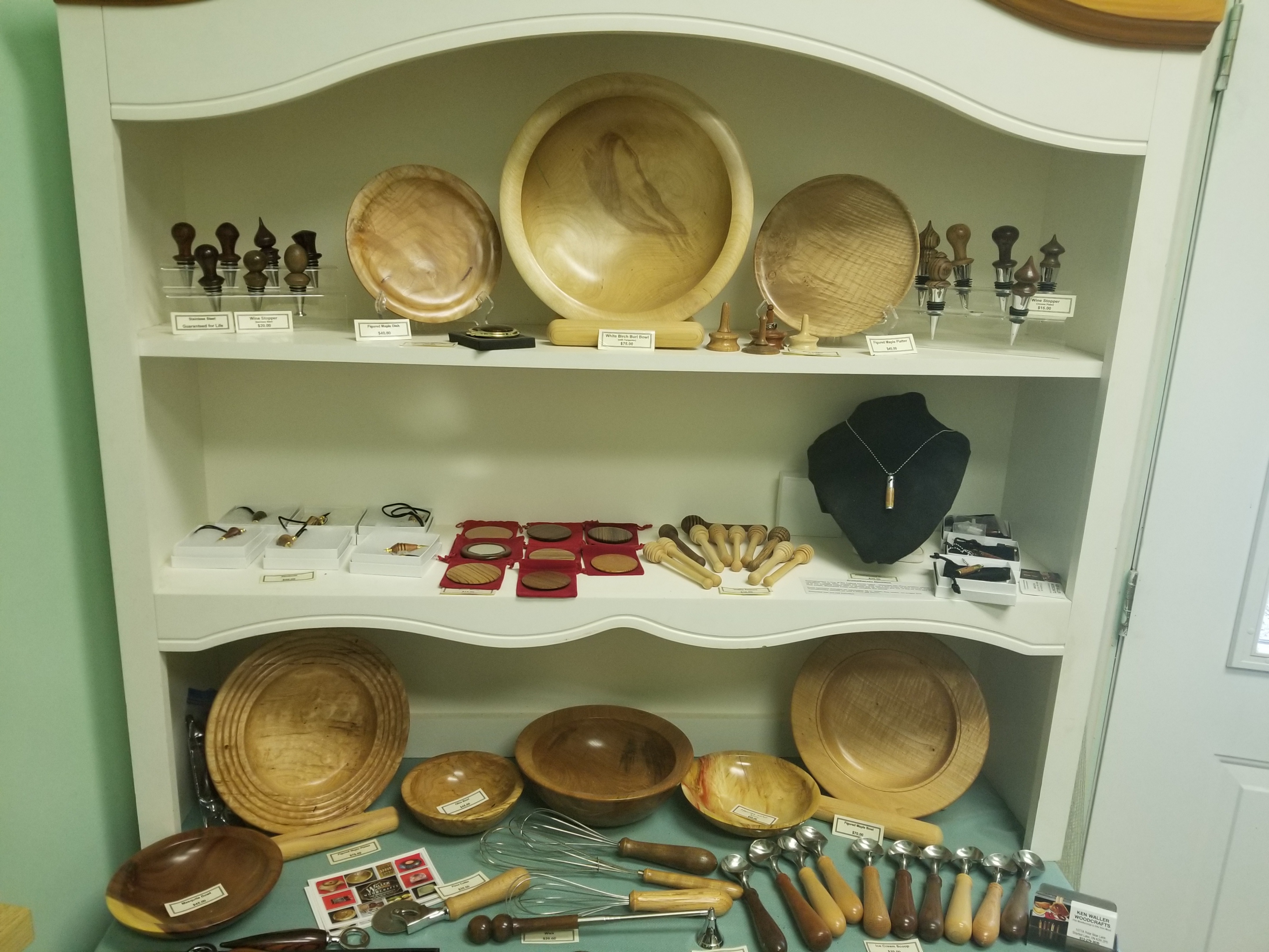 http://www.inroadstour.ca/kw_burlbowl.JPG